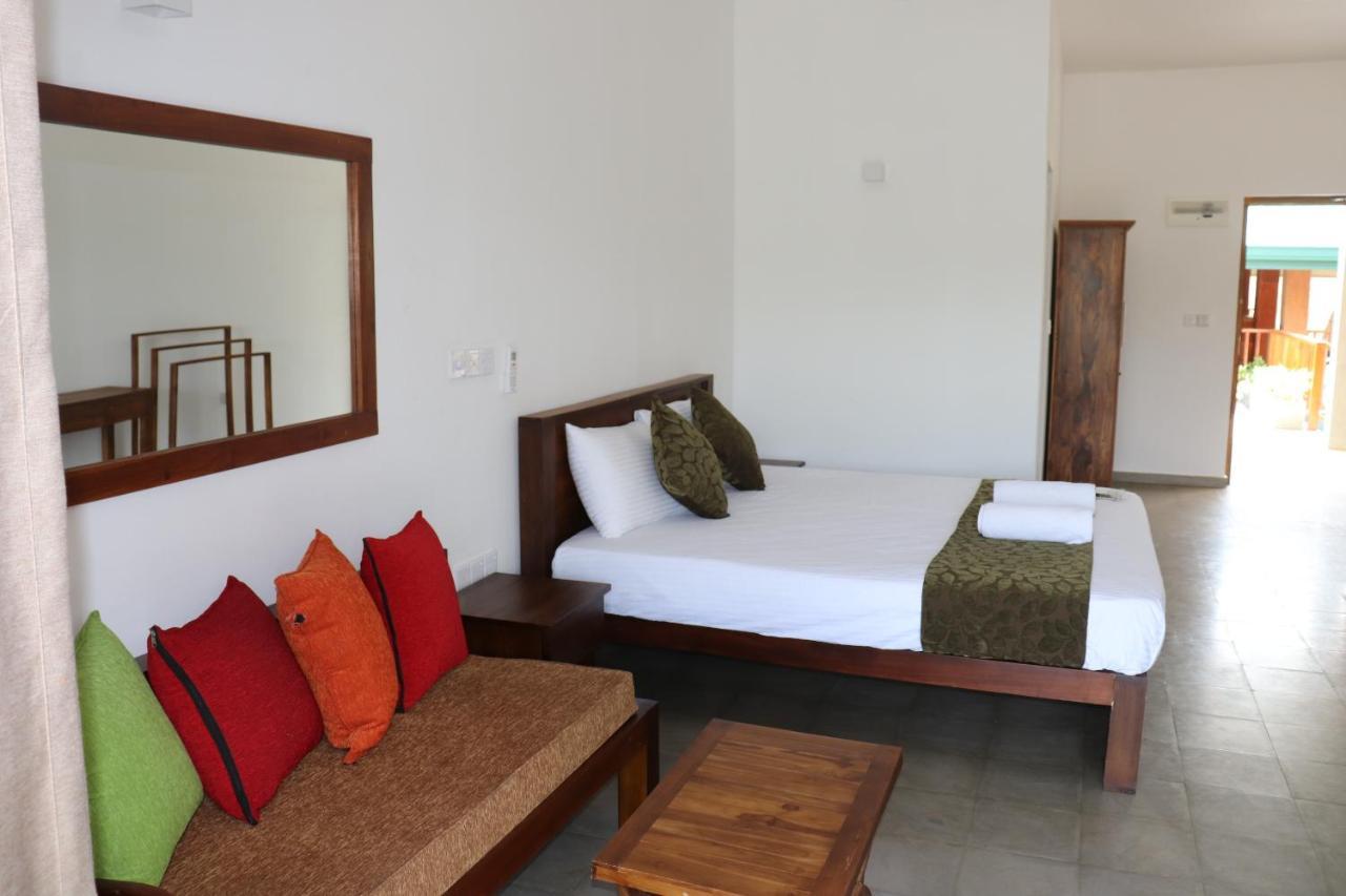 Kayjay Wild Wilpattu Hotel Exterior foto