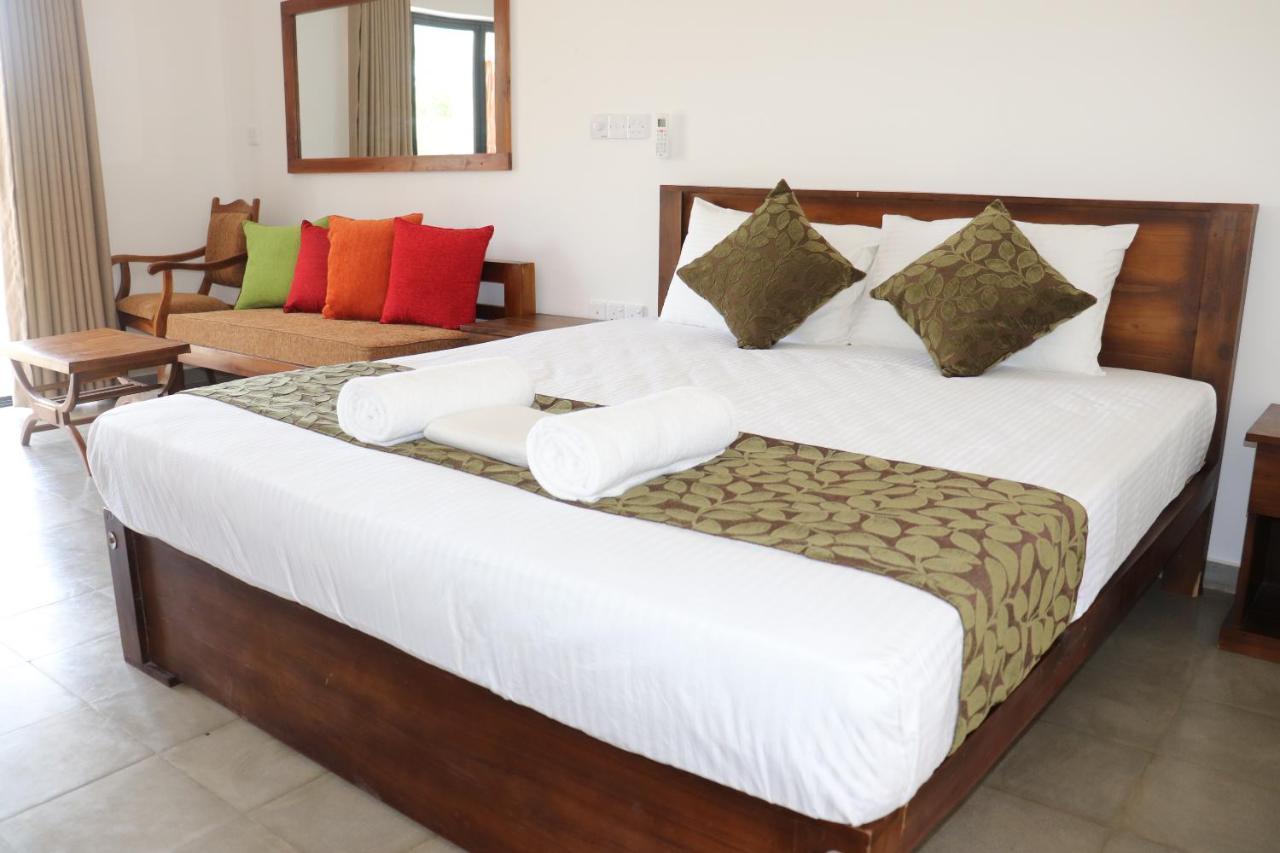 Kayjay Wild Wilpattu Hotel Exterior foto